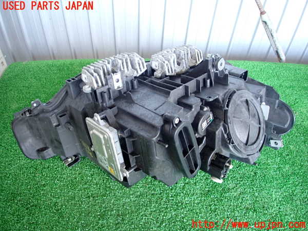 2UPJ-9230131132]BMW 328i(3A20)左ヘッドライト HID 中古 F30_2