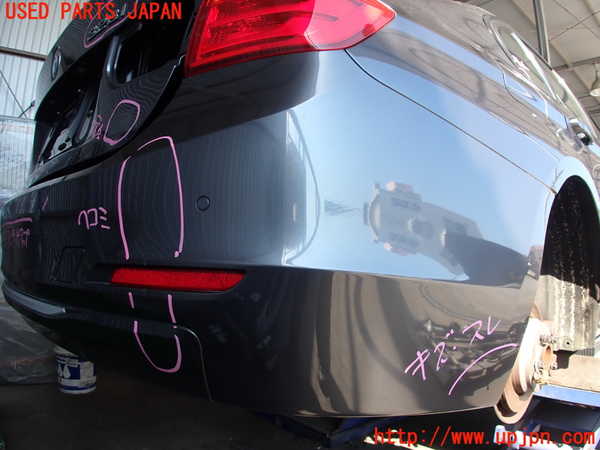 2UPJ-9230131610]BMW 328i(3A20)リアバンパー 中古 F30_2