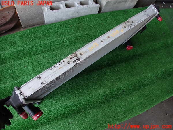 2UPJ-9230132321]BMW 328i(3A20)ラジエーター1 中古 F30_3