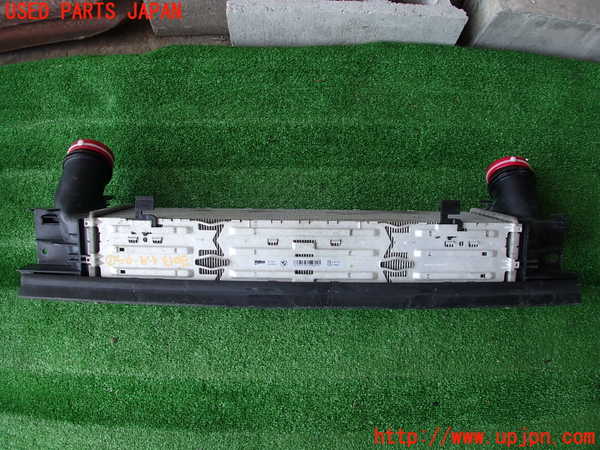 2UPJ-9230132451]BMW 328i(3A20)インタークーラー1 中古 F30_3