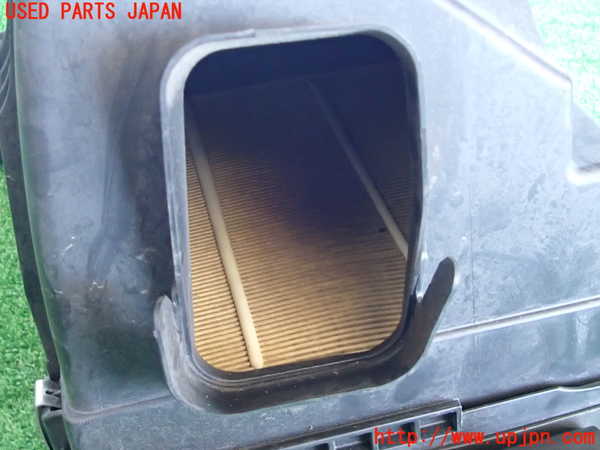2UPJ-9230132560]BMW 328i(3A20)エアクリーナーボックス 中古 F30_5