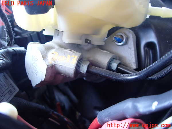 2UPJ-9230134050]BMW 328i(3A20)ブレーキマスターシリンダー 中古 F30_2
