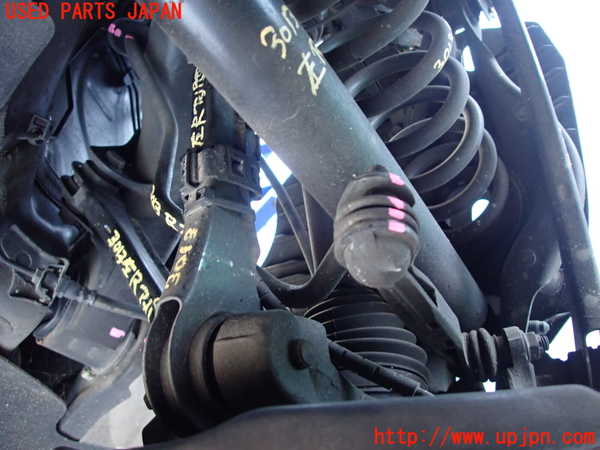 2UPJ-9230135445]BMW 328i(3A20)リアスタビライザー 中古 F30_2