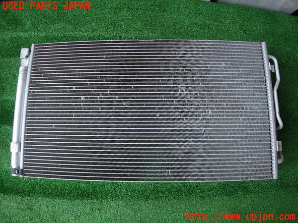 2UPJ-9230136031]BMW 328i(3A20)エアコンコンデンサー1 中古 F30_2