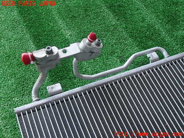 2UPJ-9230136031]BMW 328i(3A20)エアコンコンデンサー1 中古 F30_4