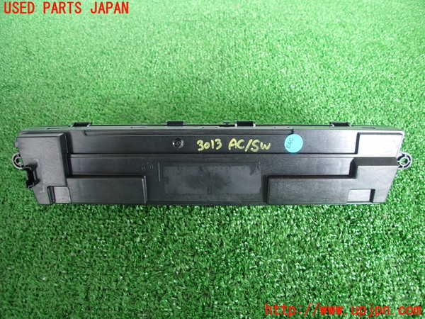 2UPJ-9230136066]BMW 328i(3A20)エアコンスイッチ1 中古 F30_2