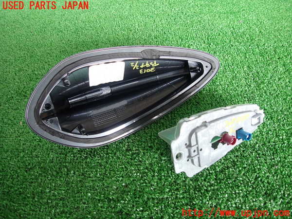 2UPJ-9230136550]BMW 328i(3A20)アンテナ 中古 F30_3