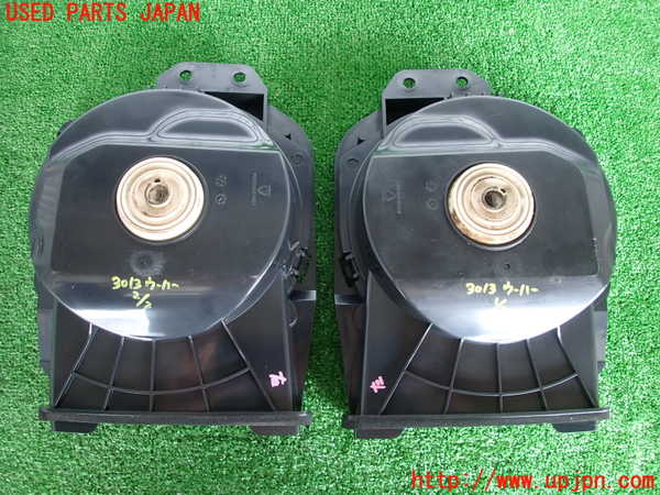 2UPJ-9230136530]BMW 328i(3A20)ウーハー 中古 F30_2