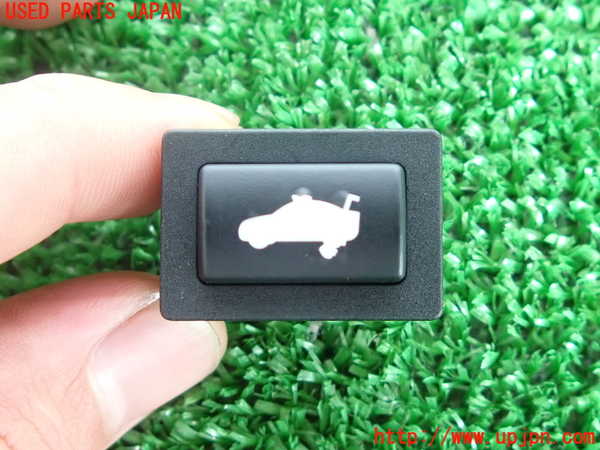 2UPJ-9230136308]BMW 328i(3A20)スイッチ3 (トランクオープナー) 中古 F30_3