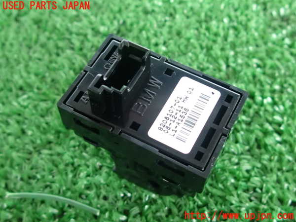 2UPJ-9230136245]BMW 328i(3A20)左前パワーウィンドウスイッチ 中古 F30_2
