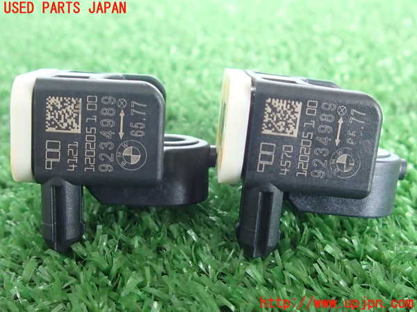 2UPJ-9230136356]BMW 328i(3A20)エアバッグセンサー1 中古 F30_2