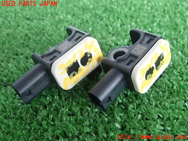 2UPJ-9230136356]BMW 328i(3A20)エアバッグセンサー1 中古 F30_3