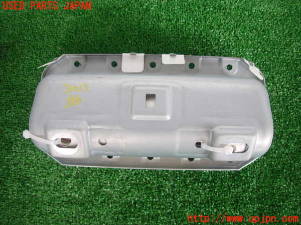 2UPJ-9230137870]BMW 328i(3A20)助手席側エアバッグカバー 中古 F30_2