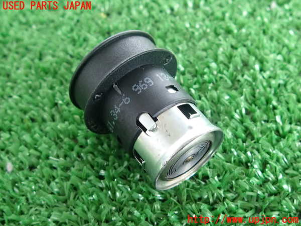 2UPJ-9230137815]BMW 328i(3A20)シガライター 中古 F30_2
