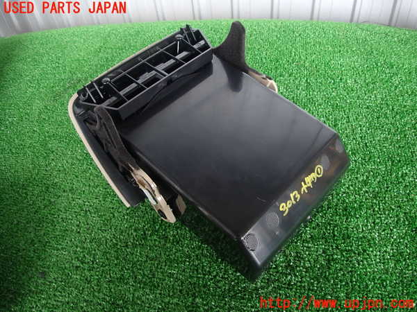 2UPJ-9230137841]BMW 328i(3A20)小物入れ1 中古 F30_3