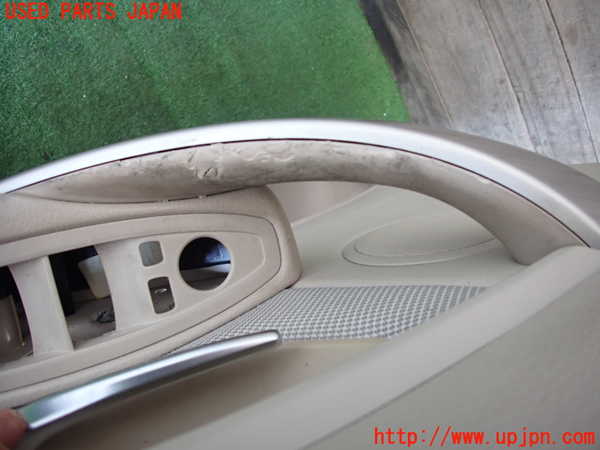 2UPJ-9230131234]BMW 328i(3A20)右前ドア内張り 中古 F30_4