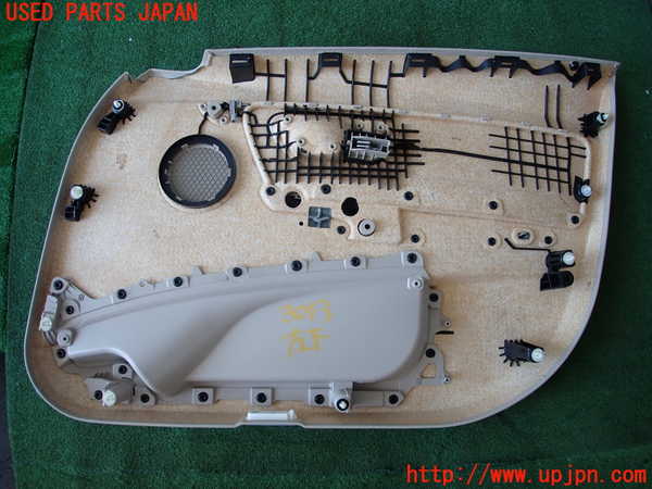 2UPJ-9230131264]BMW 328i(3A20)左前ドア内張り 中古 F30_3