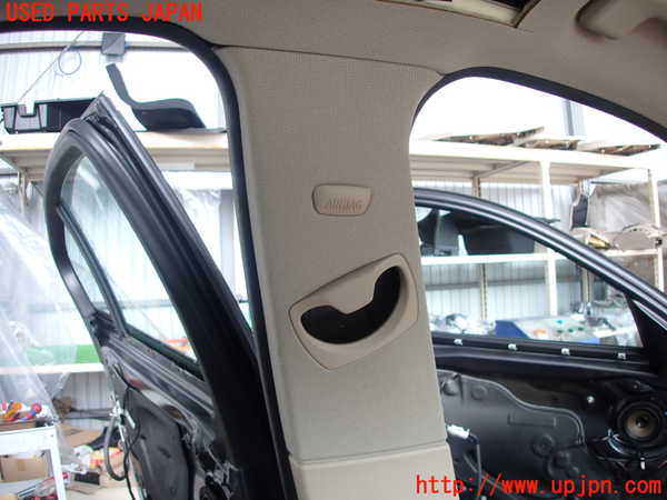 2UPJ-9230137670]BMW 328i(3A20)左センターピラートリム 中古 F30_2