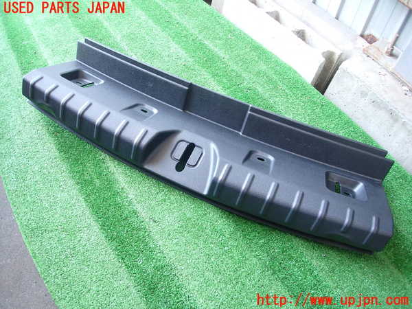 2UPJ-9230137740]BMW 328i(3A20)スカッフプレート 中古 F30_4