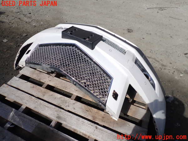 1UPJ-9230141010]キャデラック・SRX クロスオーバー(T166C)フロントバンパー 中古_3