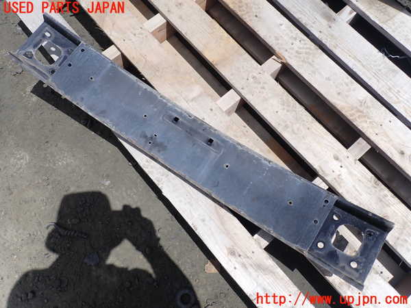 1UPJ-9230141014]キャデラック・SRX クロスオーバー(T166C)フロントバンパーホースメント 中古_2