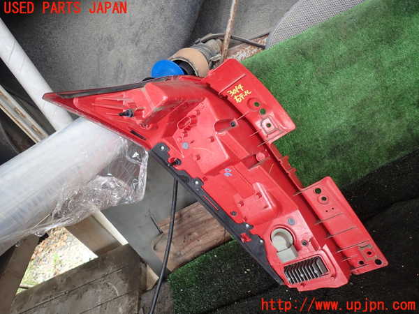 1UPJ-9230141530]キャデラック・SRX クロスオーバー(T166C)右テールランプ 中古_2