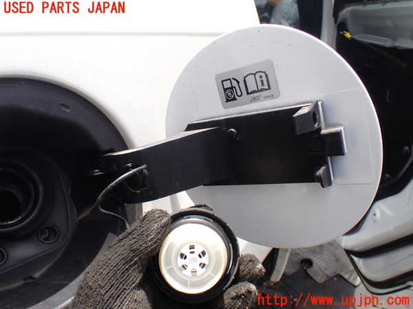 1UPJ-9230141690]キャデラック・SRX クロスオーバー(T166C)フューエルリッド 中古_2