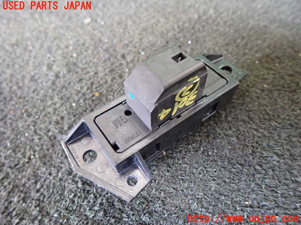 1UPJ-9230146307]キャデラック・SRX クロスオーバー(T166C)スイッチ2(パーキングソナー) 中古_2