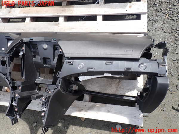 1UPJ-9230147505]キャデラック・SRX クロスオーバー(T166C)ダッシュボード 中古_2