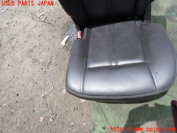 1UPJ-9230147175]キャデラック・SRX クロスオーバー(T166C)左2列目シート 中古_3