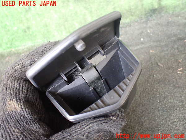 1UPJ-9230147821]キャデラック・SRX クロスオーバー(T166C)灰皿1 中古_2