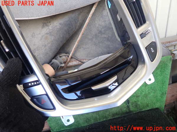 1UPJ-9230147526]キャデラック・SRX クロスオーバー(T166C)エアコン吹き出し口1 中古_2