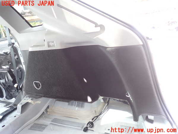 1UPJ-9230147675]キャデラック・SRX クロスオーバー(T166C)右リアピラートリム 中古_3