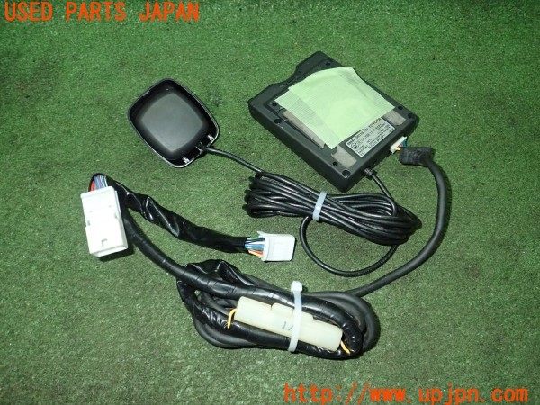 3UPJ=9230150503]ハイエースワゴン(KZH100G)純正 08686-00110 ETC車載器 中古_2
