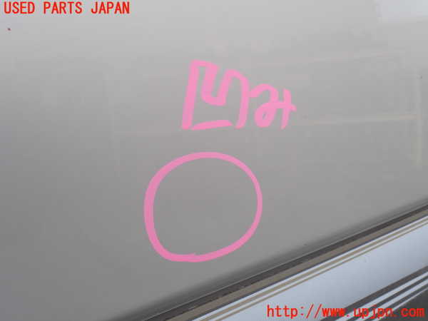 1UPJ-9230151230]ハイエースワゴン100系(KZH100G)右前ドア 中古 ASAHI M214 43R-00034_3