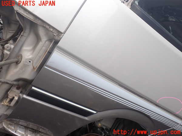 1UPJ-9230151260]ハイエースワゴン100系(KZH100G)左前ドア 中古 ASAHI M214 43R-00034_3