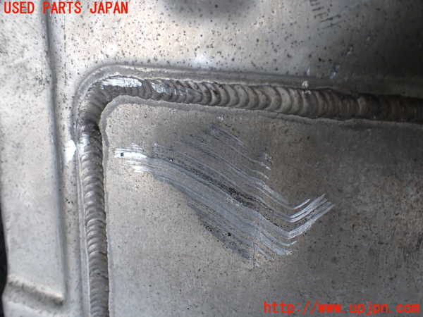 1UPJ-9230152451]ハイエースワゴン100系(KZH100G)インタークーラー1 中古_2