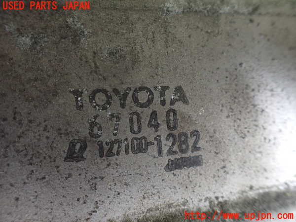 1UPJ-9230152451]ハイエースワゴン100系(KZH100G)インタークーラー1 中古_4