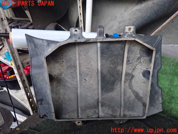 1UPJ-9230151721]ハイエースワゴン100系(KZH100G)アンダーカバー1 中古_2