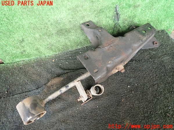 1UPJ-9230155156]ハイエースワゴン100系(KZH100G)左リアアッパーアーム1 中古_2