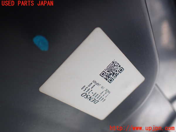 1UPJ-9230156082]ハイエースワゴン100系(KZH100G)エバポレーター2(リヤ) 中古_2