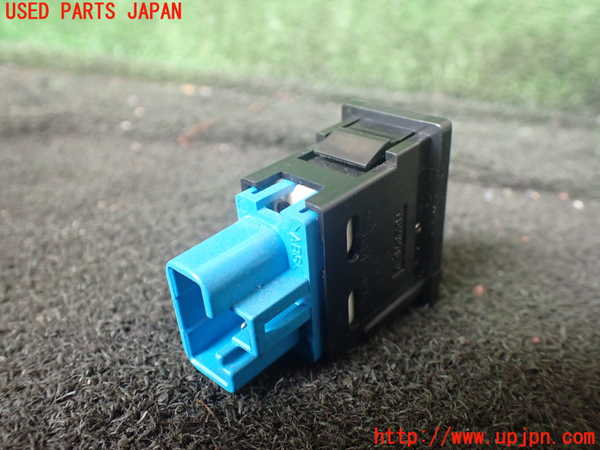 1UPJ-9230156310]ハイエースワゴン100系(KZH100G)スイッチ5(サイドカーテン) 中古_2