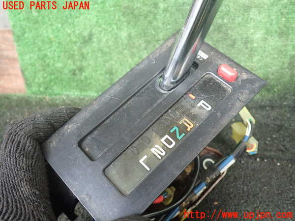 1UPJ-9230157555]ハイエースワゴン100系(KZH100G)ATシフトレバー 中古_2