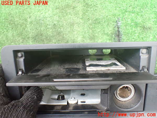 1UPJ-9230157841]ハイエースワゴン100系(KZH100G)小物入れ1 中古_2
