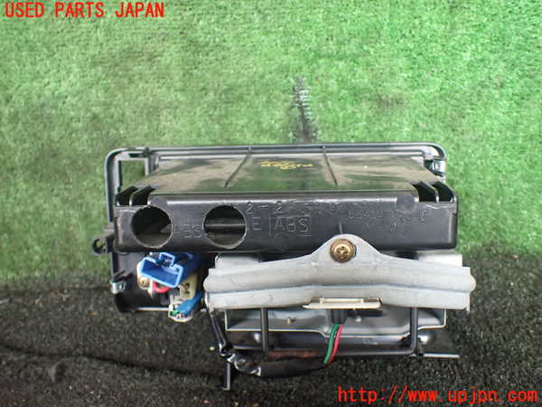 1UPJ-9230157841]ハイエースワゴン100系(KZH100G)小物入れ1 中古_3