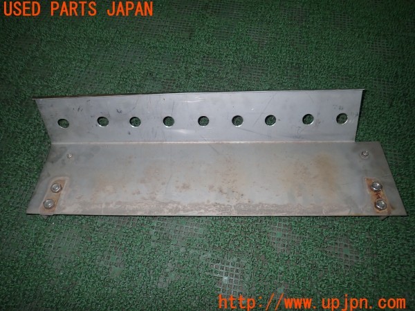 3UPJ=9230160012]ハイラックスサーフ(KZN130W)社外 スキッドプレート アンダーガード フロントバンパーガード 中古_3