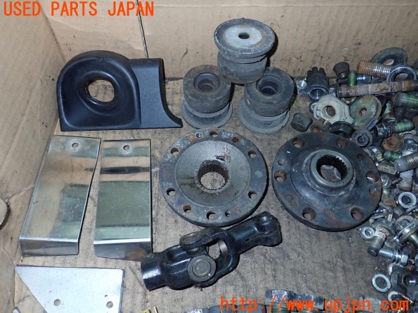 3UPJ=9230160720]ハイラックスサーフ(KZN130W)ネジ・ナット・ステー類 セット ジャンク_2