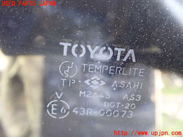 1UPJ-9230161382]ハイラックスサーフ N130系 4ドア(KZN130W)左クォーターガラス 中古 ASAHI M2A45 43R-00073_3