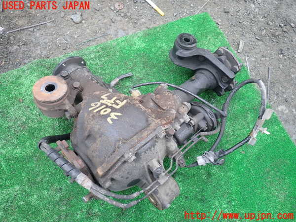 1UPJ-9230164350]ハイラックスサーフ N130系 4ドア(KZN130W)フロントデフ 中古_2