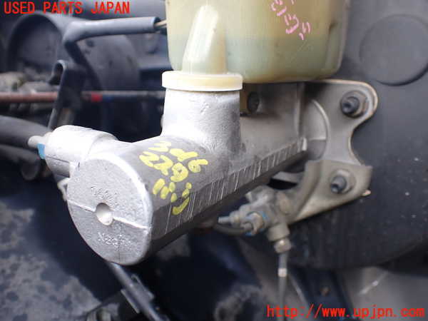 1UPJ-9230164050]ハイラックスサーフ N130系 4ドア(KZN130W)ブレーキマスターシリンダー 中古_3